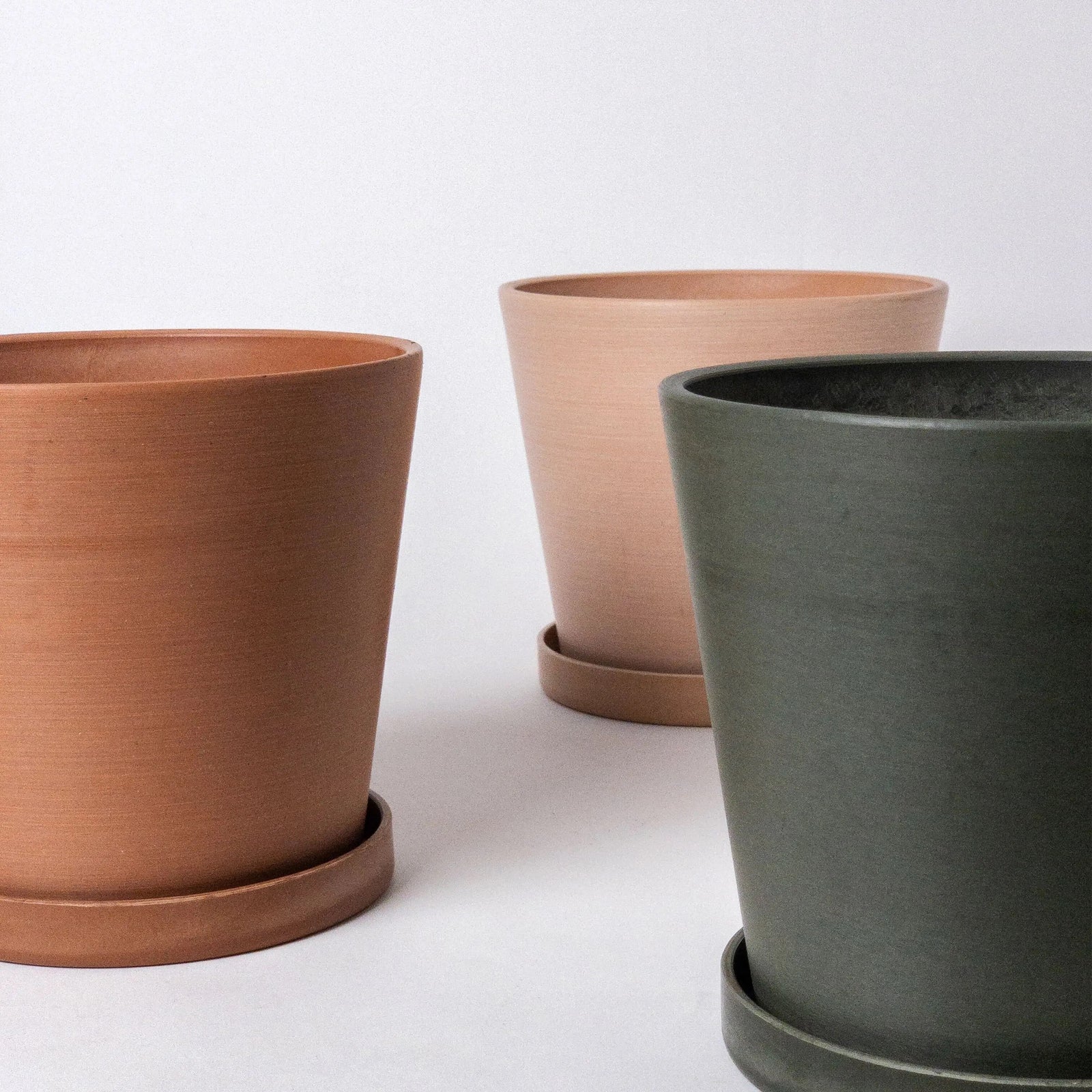Medium planters